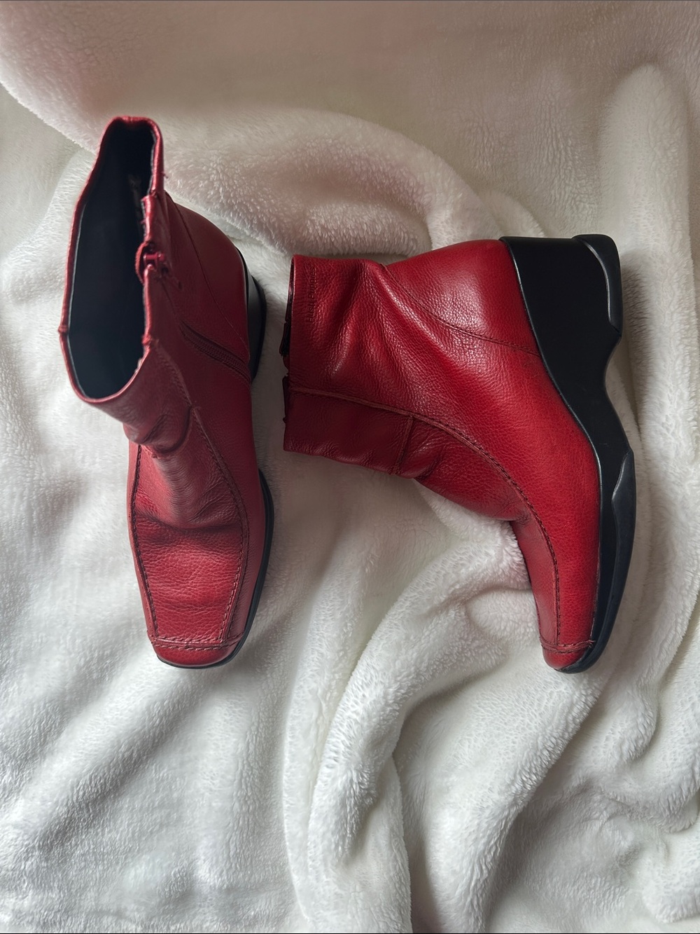 HUSH PUPPIES Vintage Red Leather
Chunky Block Heel Ankle Boots Sz8 Quality Y2K๐ฅ